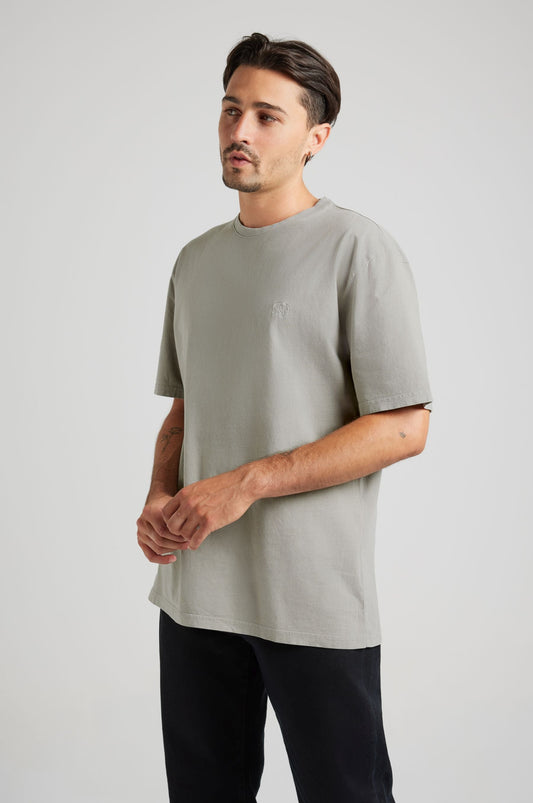 Essential Sunwashed T-Shirt Natural Gray - model front