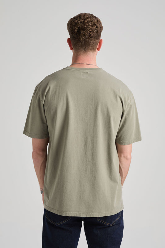 Essential T-Shirt Agave Green - model back