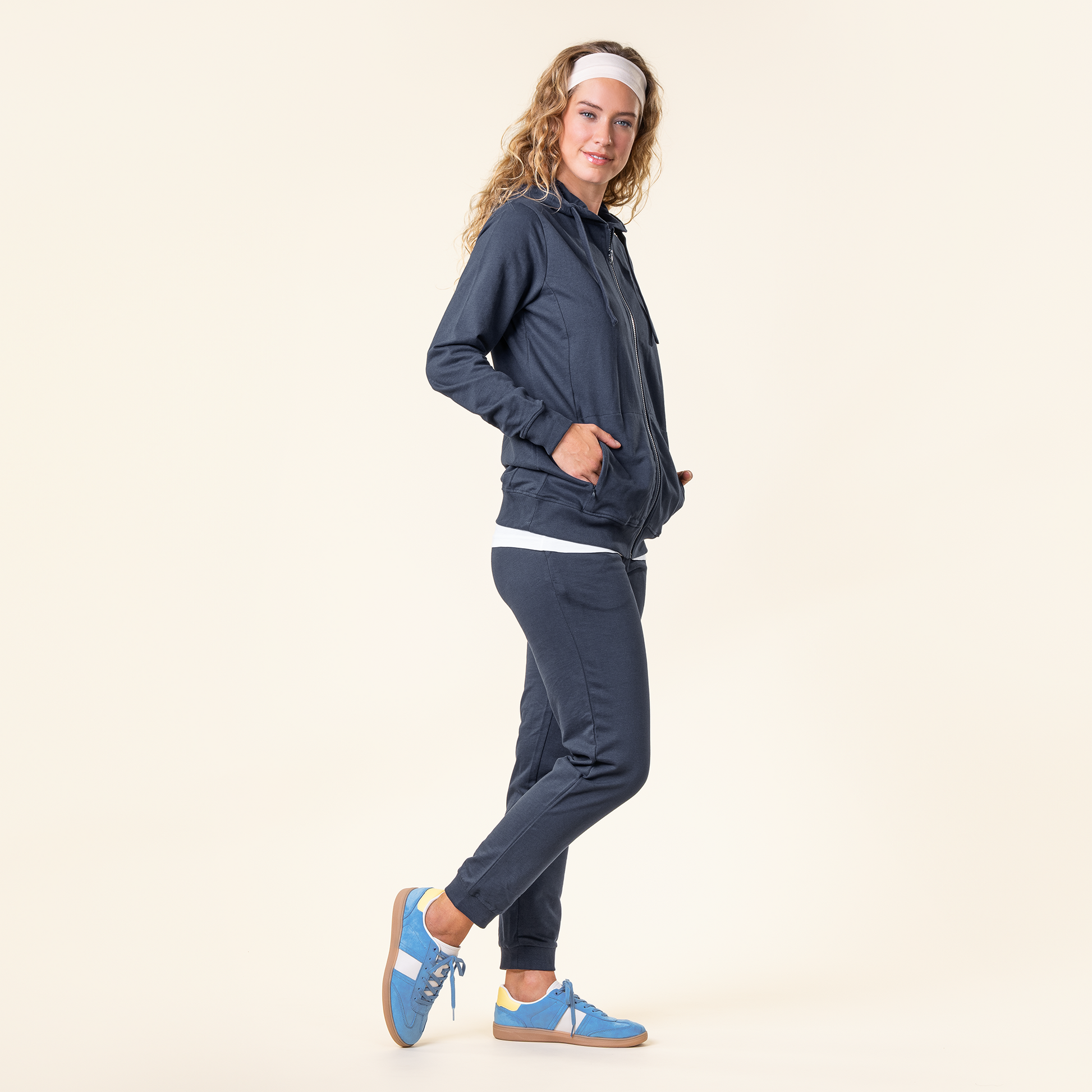 LAMINA Hooded Jacket - Navy - detail