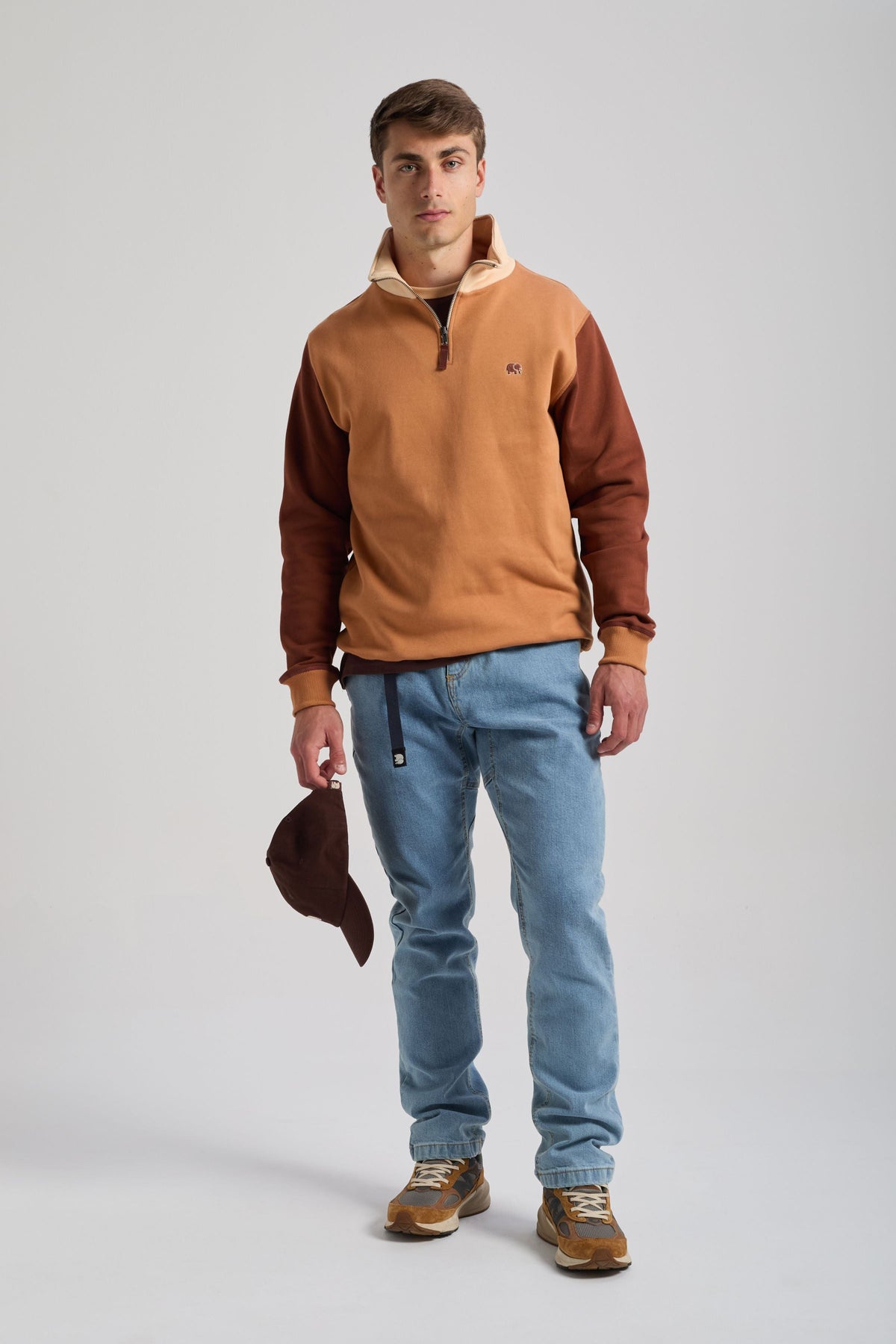 Color Block Quarter Zip Sweatshirt Cashew
